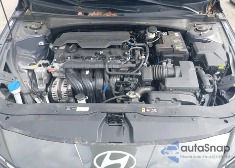 2024 Hyundai Elantra Sel z USA, uszkodzony, nr VIN KMHLM4DG2RU733295